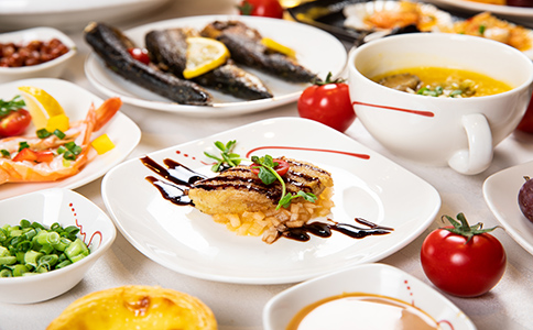 注冊(cè)餐飲公司需要具備的條件 注冊(cè)餐飲公司需要具備的條件